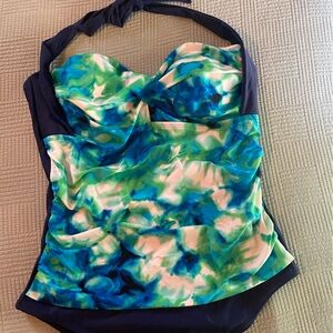 Beach Belle Swimsuit 20W like new Navy with blue and green multi
